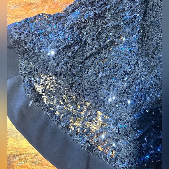 Rod & Ali Dress - Picture 5 of 6